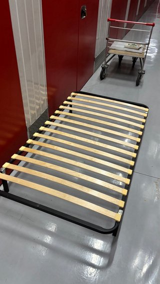 Somier de madera y metal