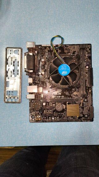 Placa Base ASUS H110M-D + G4400 + disipador