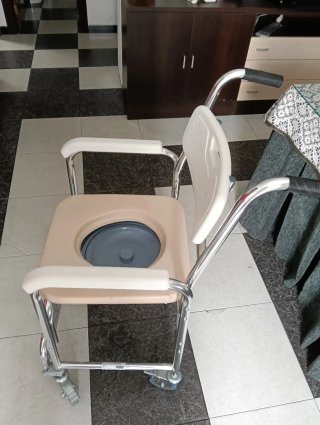 Silla vater con ruedas