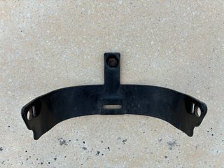 Soporte guardabarros trasero Harley Sportster