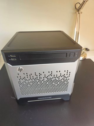 HP Proliant MicroServer Gen8 Servidor NAS
