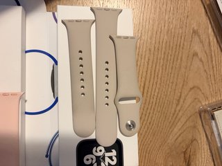 Apple Watch SE 2 Starlight Beige/Oro