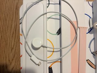 Apple Watch SE 2 Starlight Beige/Oro