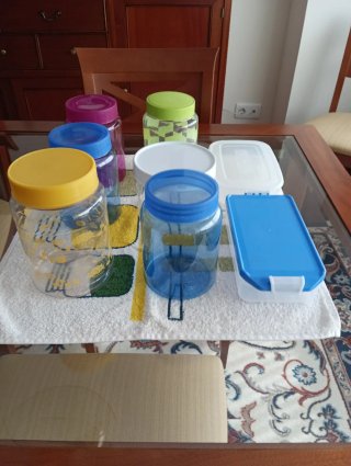 Lote Botes y Tápers Plástico