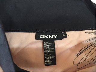 Conjunto Falda DKNY y Top Pennyblack