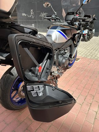 YAMAHA TRACER 9 GT Automática