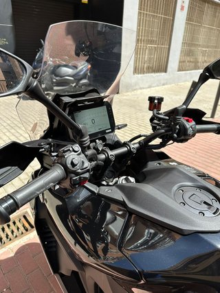 YAMAHA TRACER 9 GT Automática