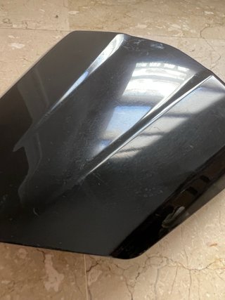 Tapa colín Yamaha YZF R6 Negra