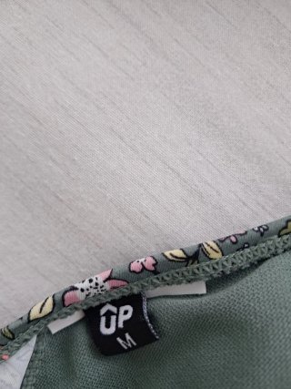 Bikini estampado floral y negro
