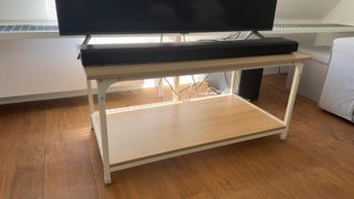Mesa ratona con estante madera y metal