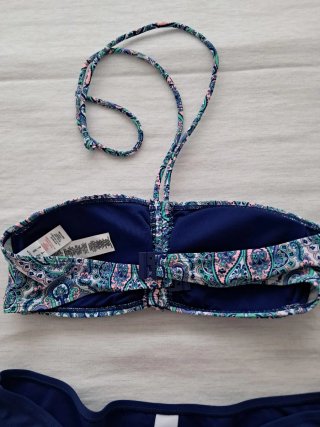 Bikini estampado paisley azul y multicolor