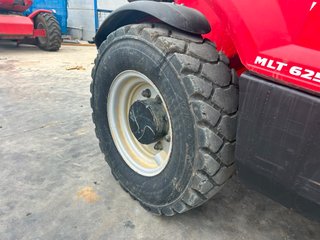Manitou MLT 625 - Manipulador Telescópico Agrícola