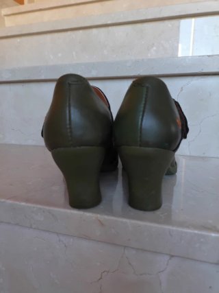 ART 0933 Harlem, Zapatos de tacón de PIEL verdes.