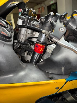Honda CBR F4 600cc Amarilla 1999