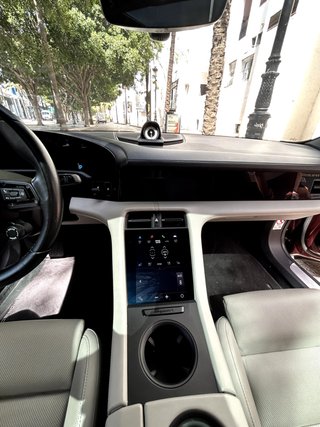 Porsche Taycan 4S
