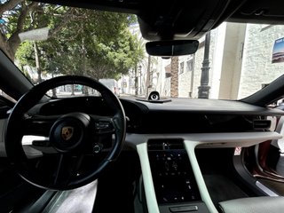 Porsche Taycan 4S