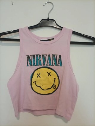4 Pantalones 3 camisetas 1 falda