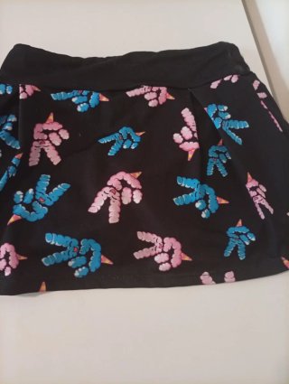 4 Pantalones 3 camisetas 1 falda