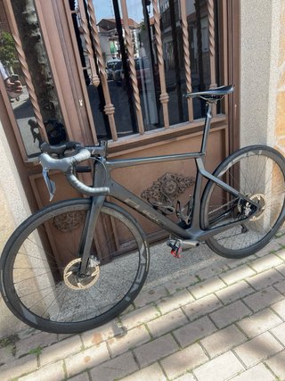 Bicicleta da strada Cube Agree C62
