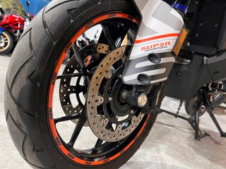KTM 1290 SUPER ADVENTURE S Gris/Blanco