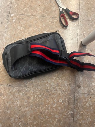 Riñonera Gucci Negra Multicolor