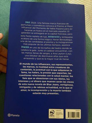 Una influencer muerta en Paris