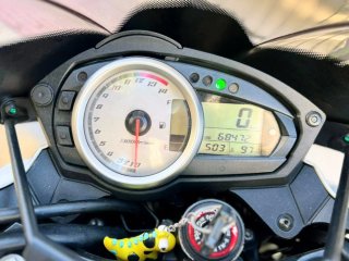 Kawasaki Z750 Blanca Moto Naked