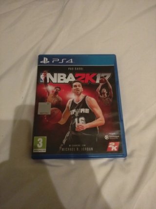 Lote 3 Videojuegos PS4: WWE 2K17, Spider-Man, NBA