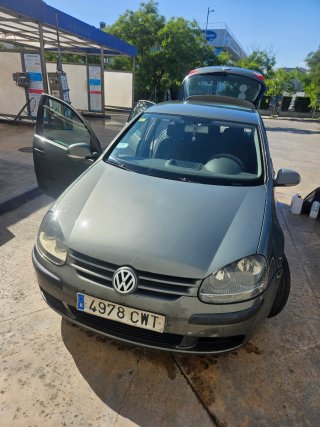 Volkswagen Golf 2004