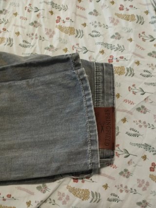 Pantalón vaquero gris desgastado pierna recta