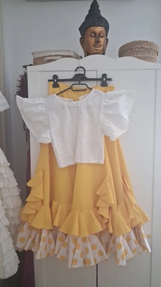 Falda flamenca amarilla y blanca