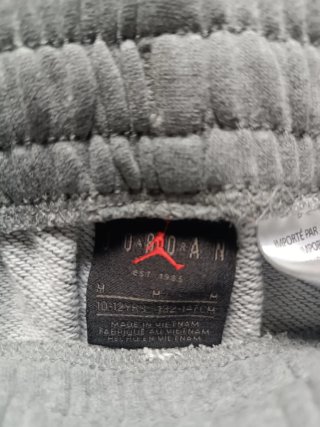 Pantalón corto Jordan gris
