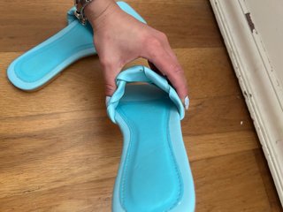 Sandalias planas tejidas azul turquesa
