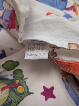 Sábana cuna y funda almohada Zara home