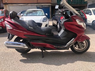 Suzuki Burgman 400 Maxi Scooter