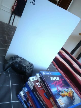 Play station 5 con lector de discos