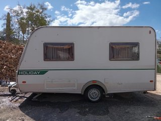 Caravana Eifelland Holiday 395HF