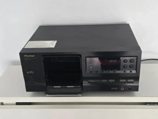 Pioneer PD-F607 Cargador 25 CD (Para Reparar)