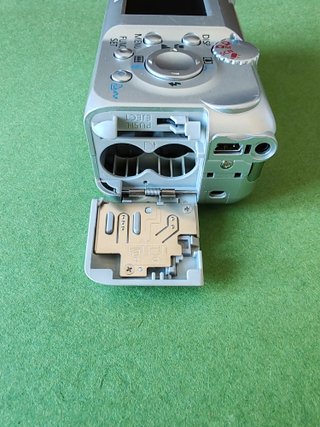 Lotto 8 Fotocamere Vintage Y2K - Parts / Set Props
