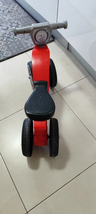 Moto de juguete para niños