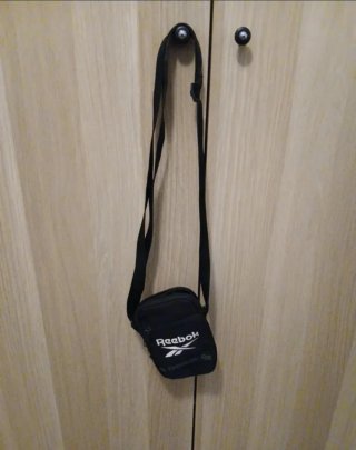 Riñonera Reebok Negra
