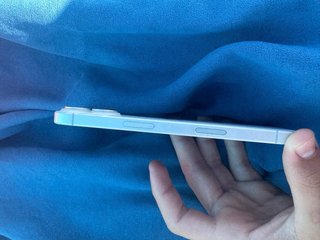 iPhone 16 Apple