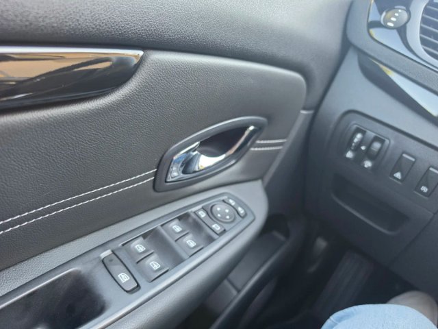 Renault Scenic Gris 130 CV TOM TOM