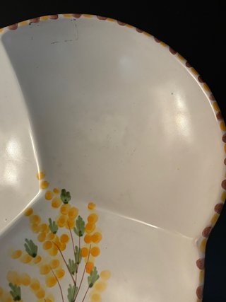 Centrotavola antico in ceramica