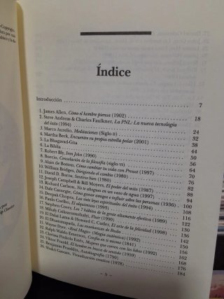 50 CLÁSICOS DE LA AUTOAYUDA 50 libros que trans...