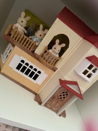 Casa Sylvanian Families con figuras