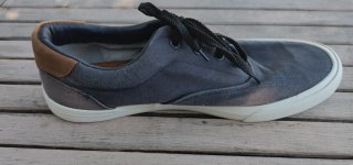 Zapatos casuales azul marino y marrón