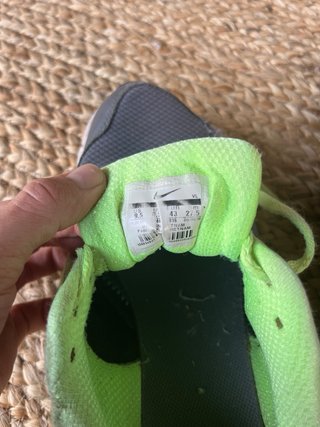 Zapatillas Nike grises y verdes talla 43