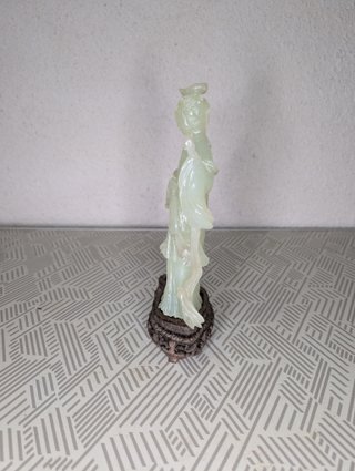Figura estilo jade mujer china