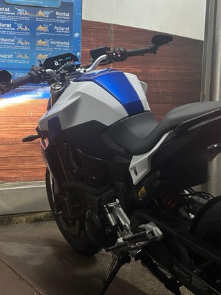 BMW F900R Naked